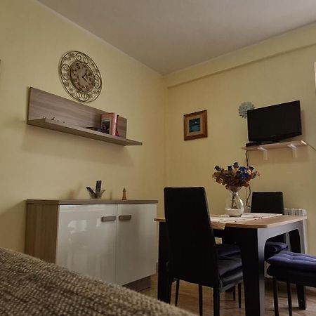 Em Holiday Apartment2 Quartu Sant'Elena Ngoại thất bức ảnh