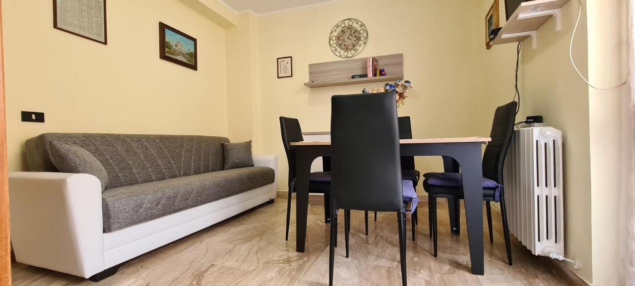 Em Holiday Apartment2 Quartu Sant'Elena Ngoại thất bức ảnh