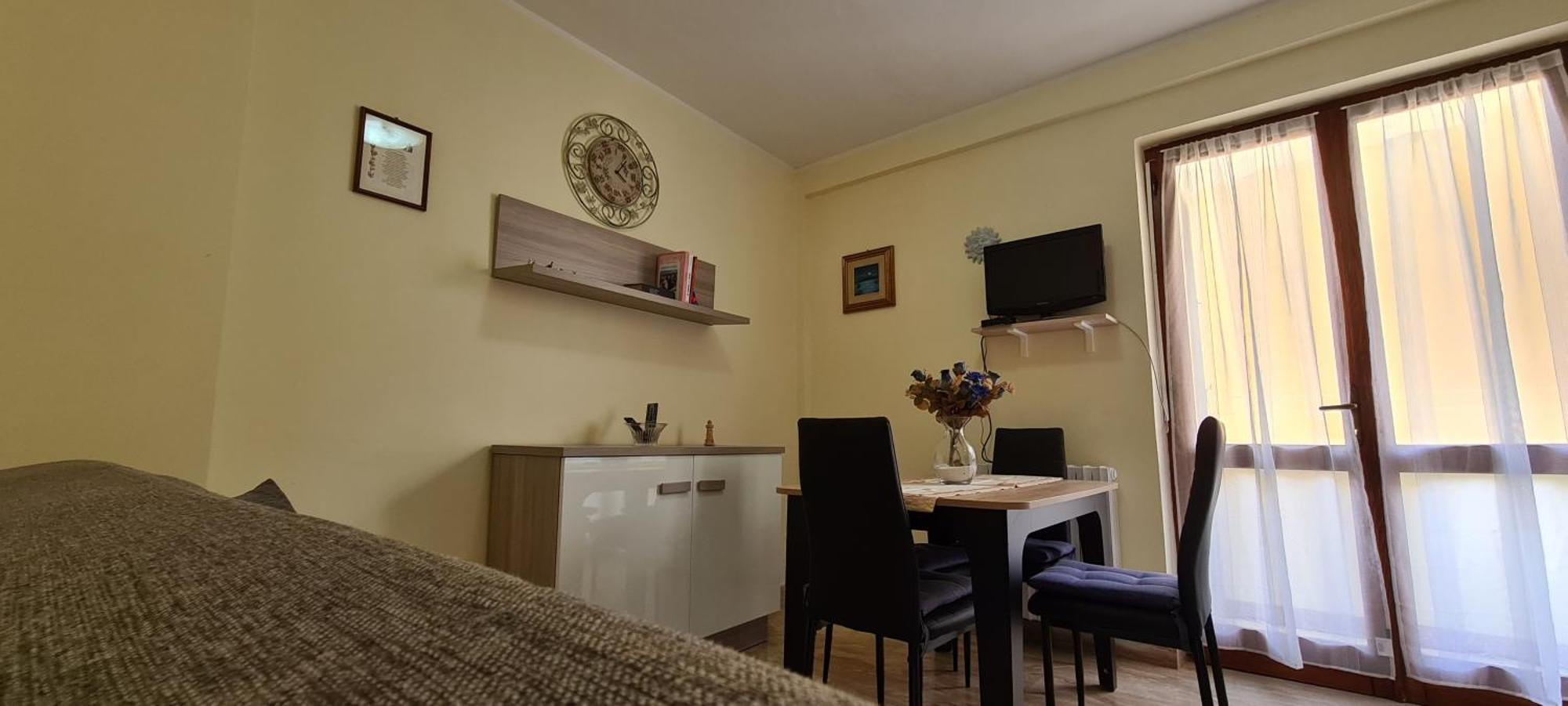 Em Holiday Apartment2 Quartu Sant'Elena Ngoại thất bức ảnh